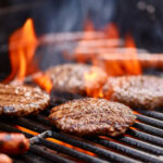 Gas oder Holzkohlegrill?